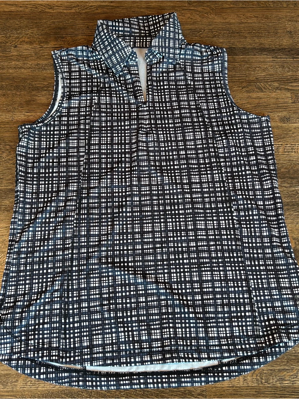 Belyn Key 1/4 zip Sleeveless Collar Shirt Black White Golf Active Sporty - Small